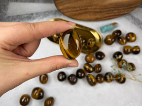 Tiger eye Tumble Stone 20-30mm 100g，Healing Crystal，Home Decor，For Gift