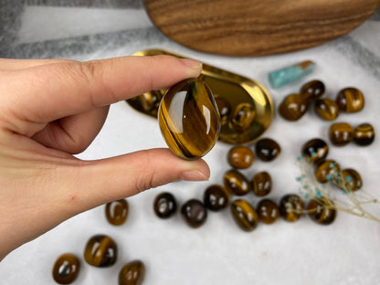 Tiger eye Tumble Stone 20-30mm 100g，Healing Crystal，Home Decor，For Gift