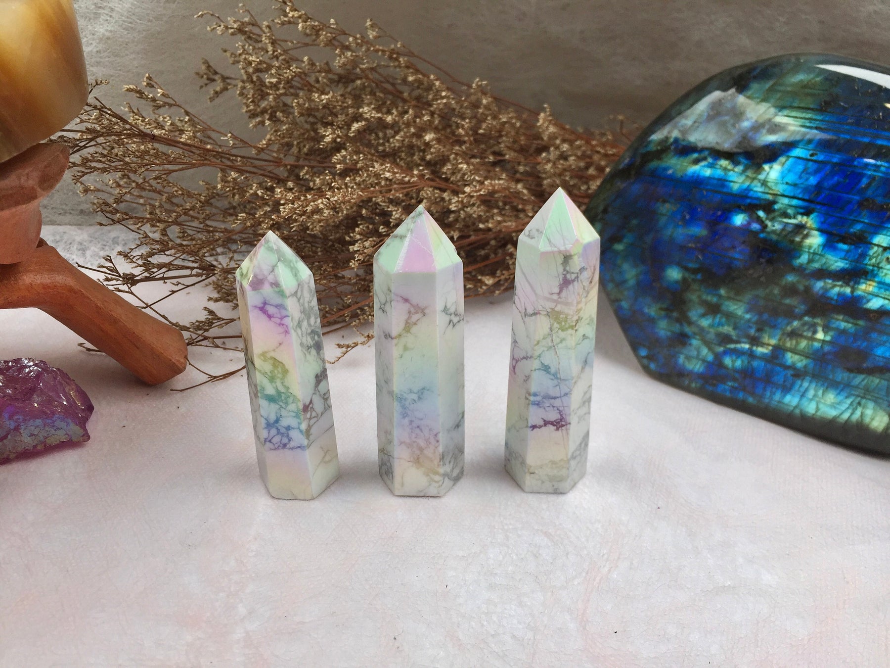 Aura Howlite Tower,Aura Howlite Point，Crystal Tower/Wand，Healing Crystal，Reiki Chakra Stone，Home Decor，For Gift
