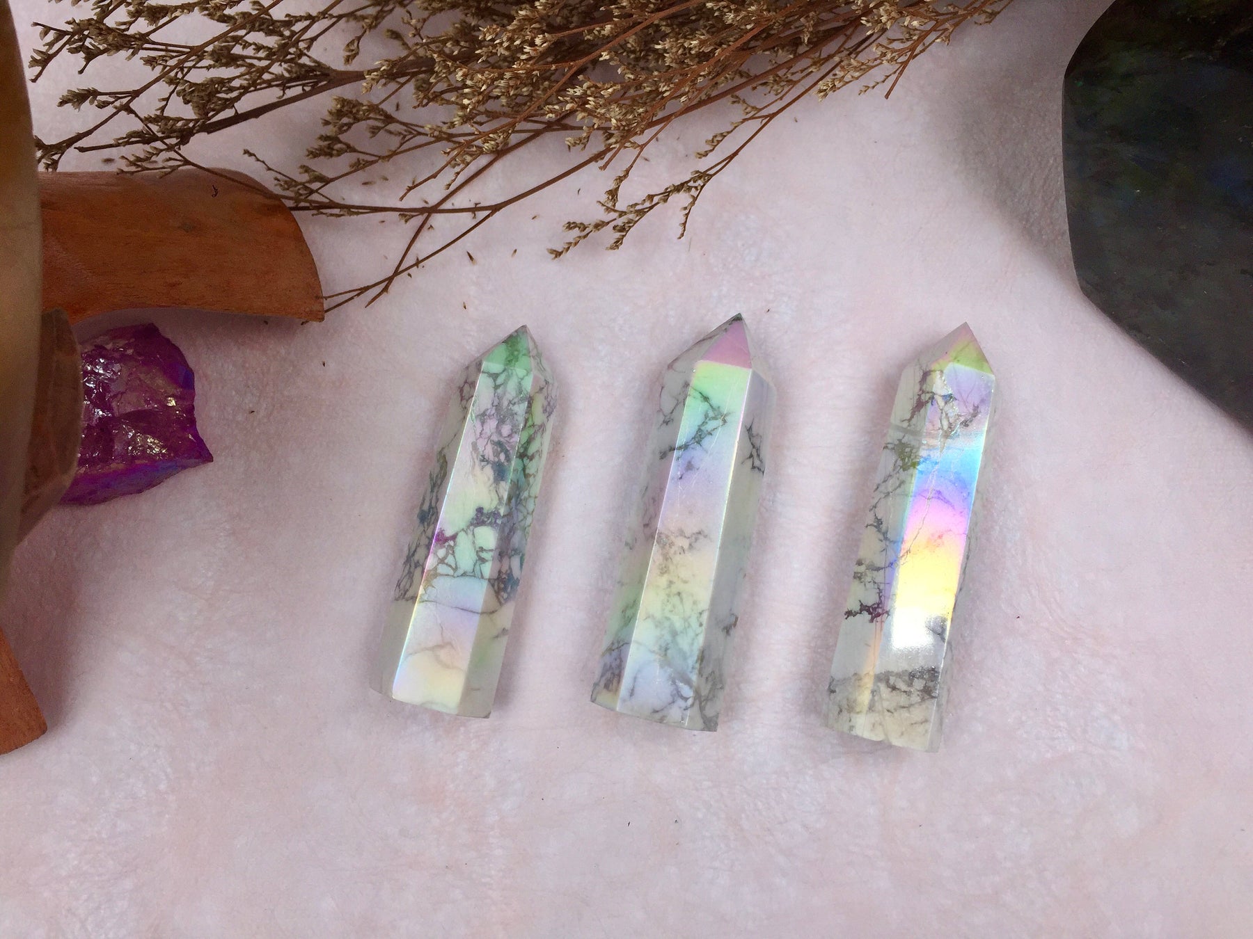 Aura Howlite Tower,Aura Howlite Point，Crystal Tower/Wand，Healing Crystal，Reiki Chakra Stone，Home Decor，For Gift