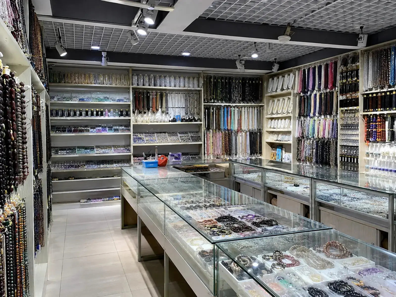 Temporary store-layout image